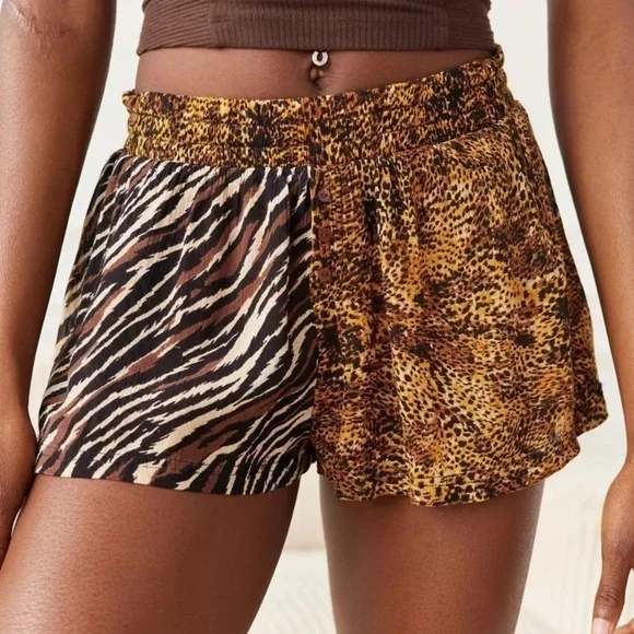 UO Out From Under Riviera Lounge Beige Cheetah Shorts - Picture 1 of 8